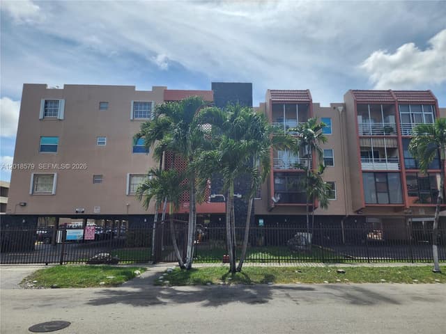6095 W 19th Ave # 205, Hialeah FL 33012 - Hialeah, FL - Photo 2