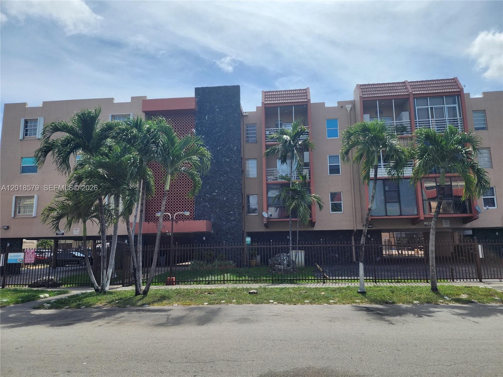 6095 W 19th Ave # 205, Hialeah FL 33012 - Hialeah, FL - Photo 1