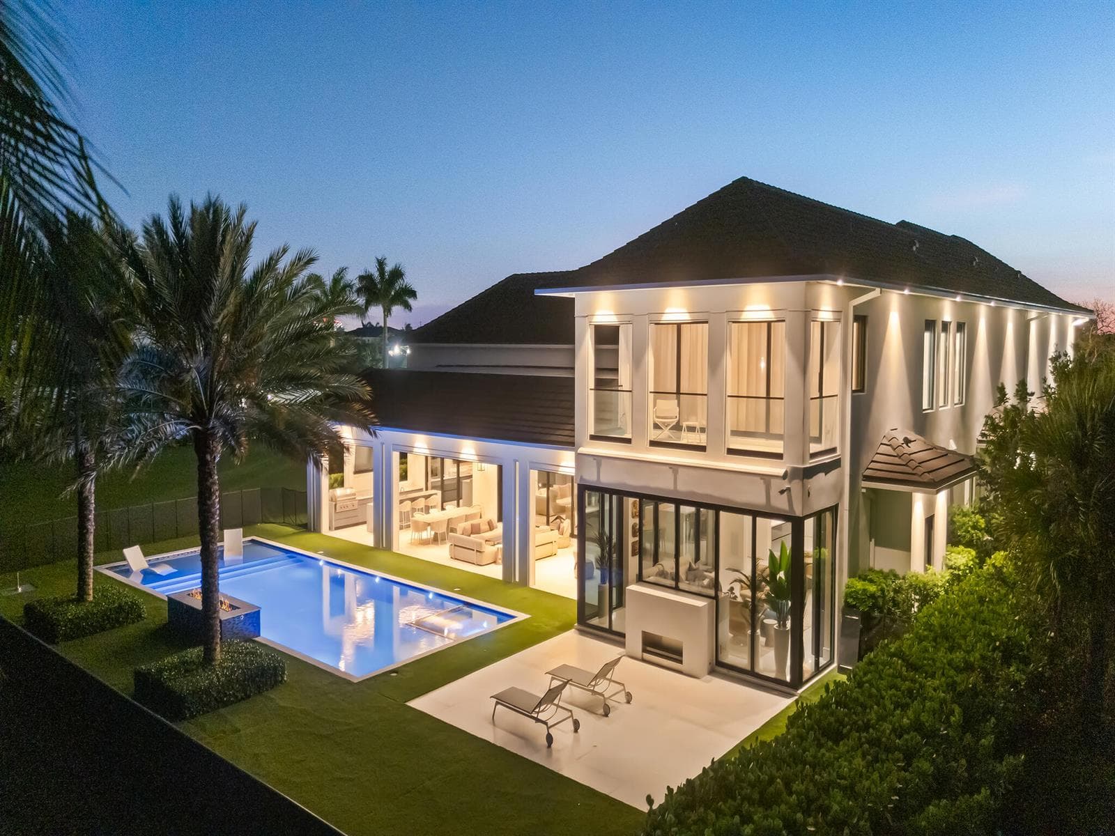3916 Country Club Lane, Fort Lauderdale FL 33308