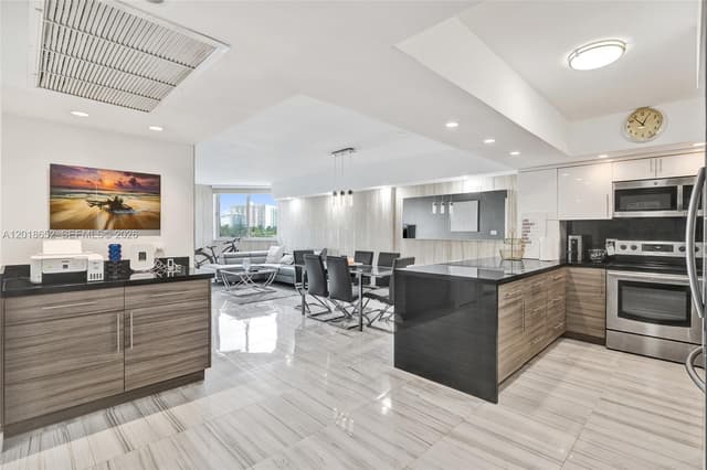 19370 Collins Ave # 426, Sunny Isles Beach FL 33160 - Sunny Isles Beach, FL - Photo 2