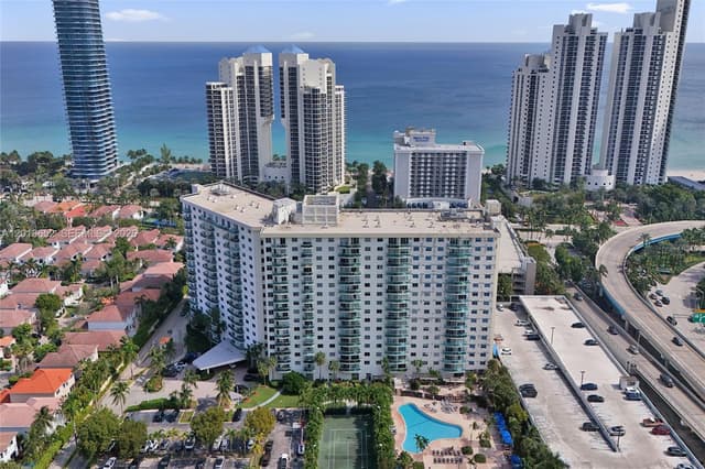 19370 Collins Ave # 426, Sunny Isles Beach FL 33160 - Sunny Isles Beach, FL - Photo 3