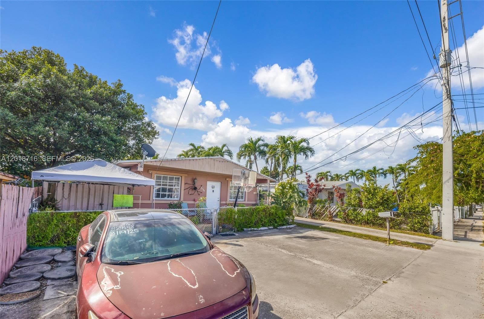 3126 NW 28th St, Miami FL 33142