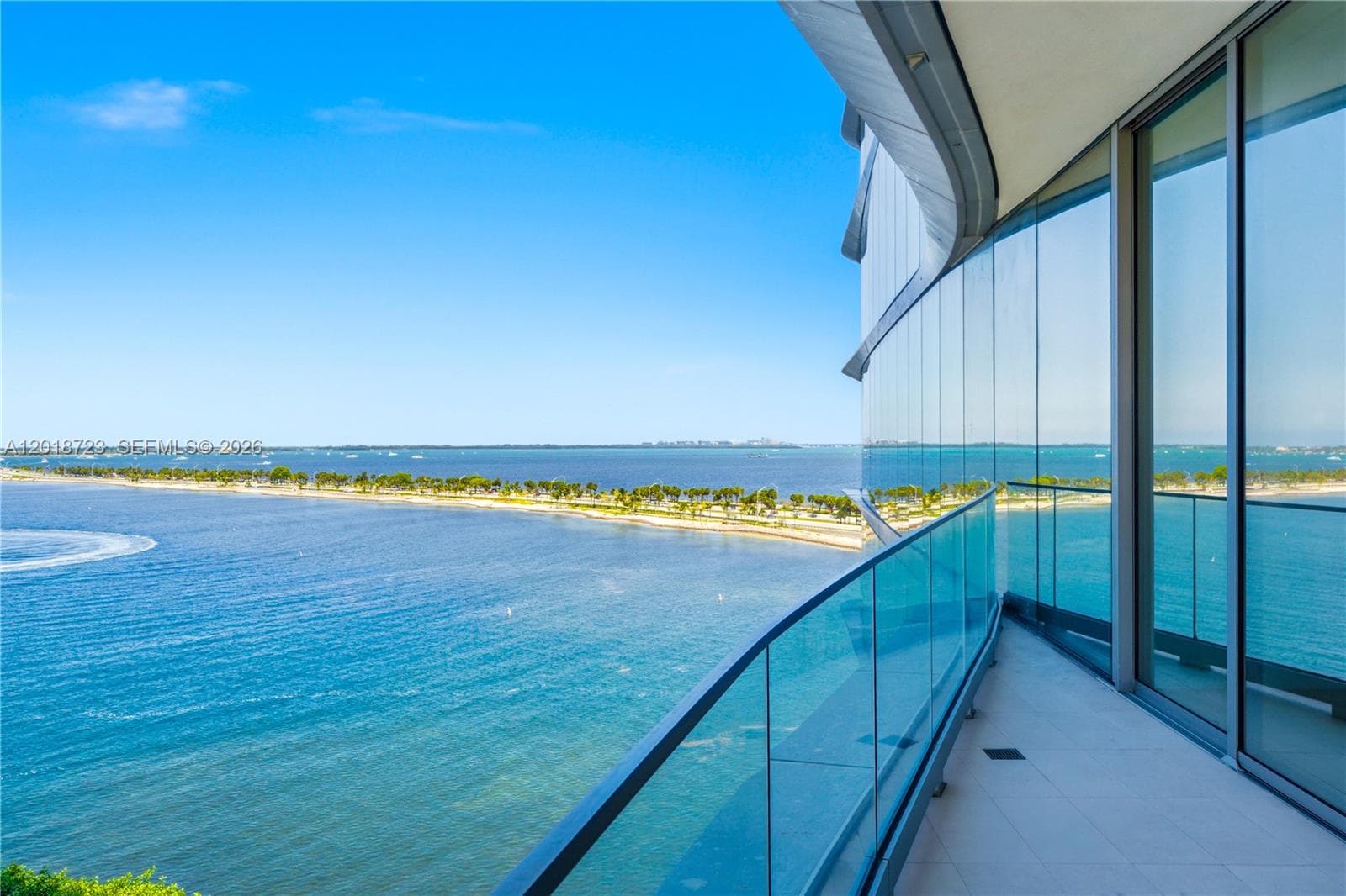175 SE 25 RD # 804, Miami FL 33129