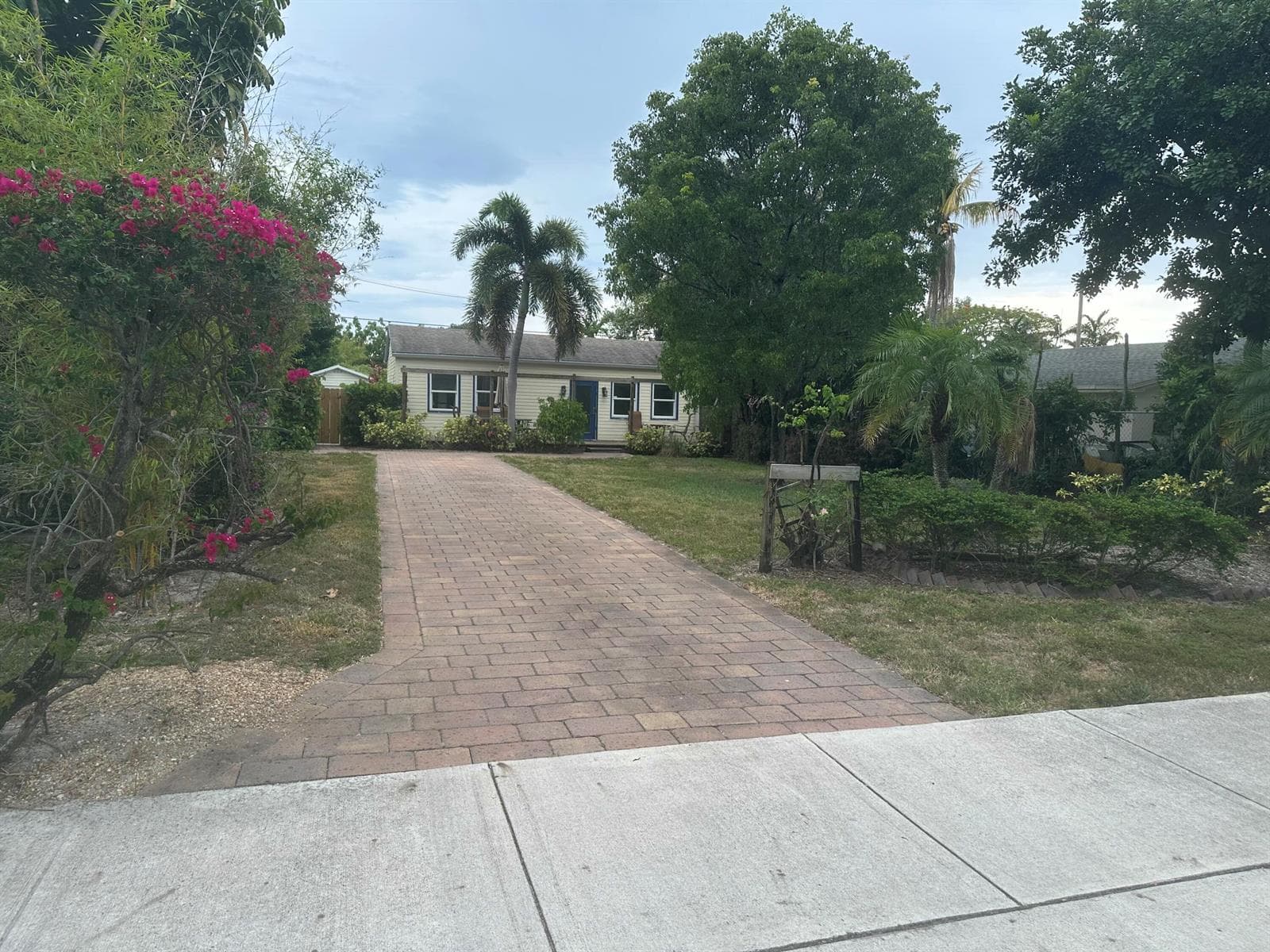 729 SE 2nd Avenue, Delray Beach FL 33483