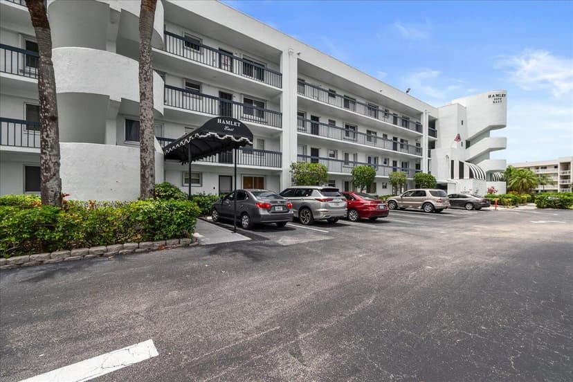 6698 10th Avenue N # 305, Lake Worth FL 33461