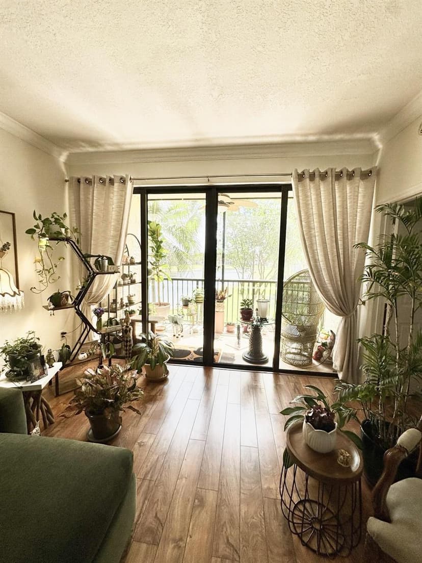 6720 Coral Lake Drive # 6720, Margate FL 33063