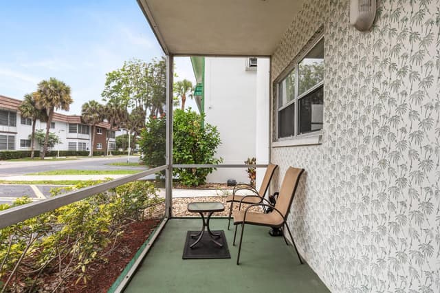 2271 NW 48th Terrace # 111, Lauderhill FL 33313 - Lauderhill, FL - Photo 4