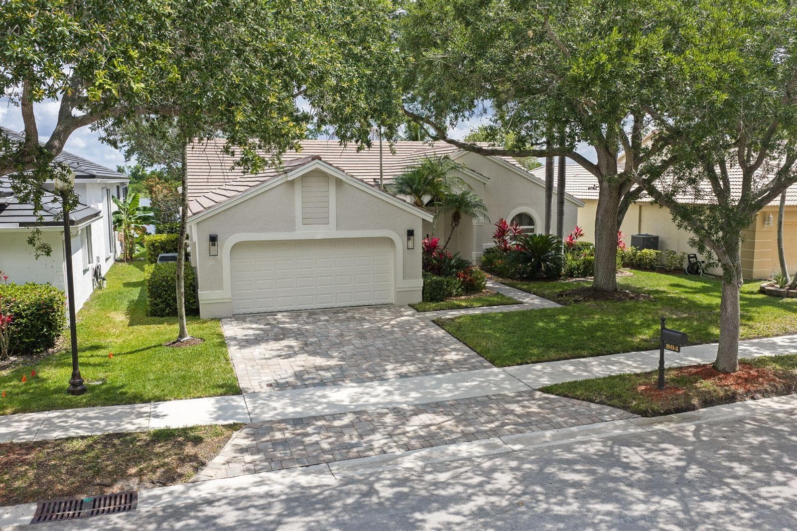 804 Heritage Drive, Weston FL 33326