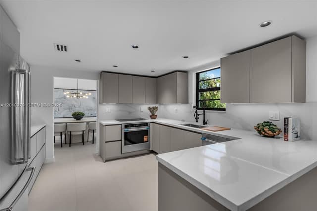 1415 Trillo Ave, Coral Gables FL 33146 - Coral Gables, FL - Photo 5