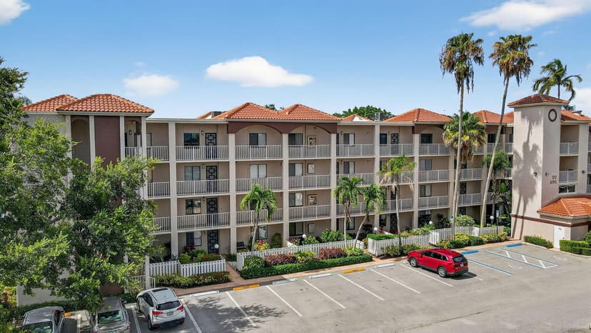 6193 Pointe Regal Circle # 402, Delray Beach FL 33484