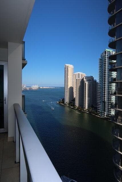 300 S Biscayne Boulevard # T1902, Miami FL 33131 - Miami, FL - Photo 1