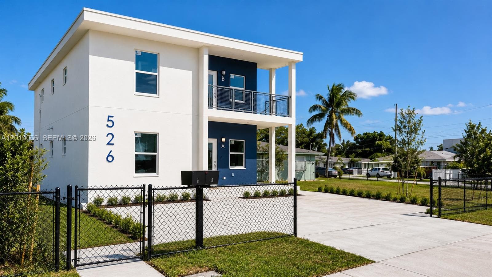 526 NW 6th St, Hallandale Beach FL 33009