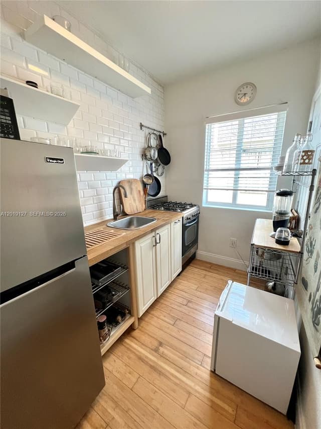 8415 Harding Ave # 14, Miami Beach FL 33141 - Miami Beach, FL - Photo 6