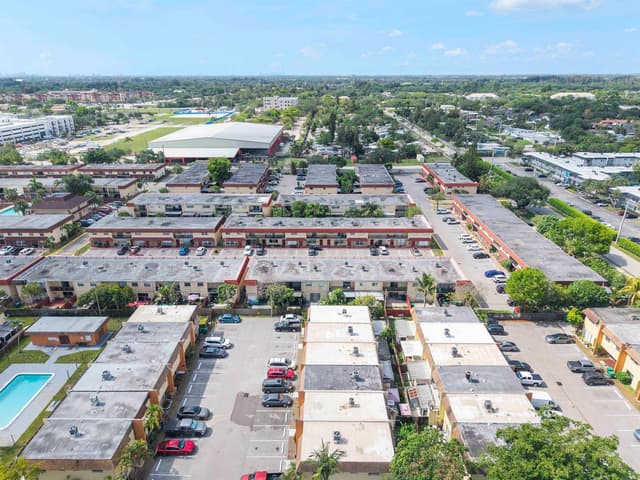 6659 SW 41st Place # 38, Davie FL 33314 - Davie, FL - Photo 5