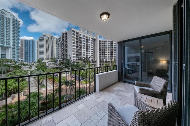 520 Brickell Key Dr # A710, Miami FL 33131 - Miami, FL - Photo 5