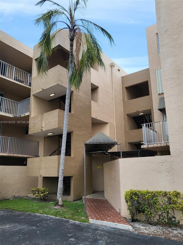 10801 SW 109th Ct # D305, Miami FL 33176 - Miami, FL - Photo 2