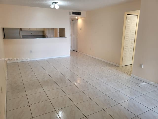 10801 SW 109th Ct # D305, Miami FL 33176 - Miami, FL - Photo 4