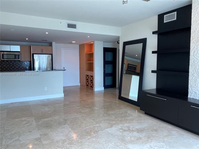 300 S Biscayne Blvd # 2606, Miami FL 33131 - Miami, FL - Photo 2