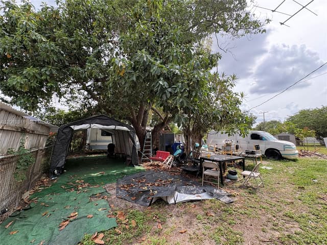1250 NW 131st St, North Miami FL 33167 - North Miami, FL - Photo 3