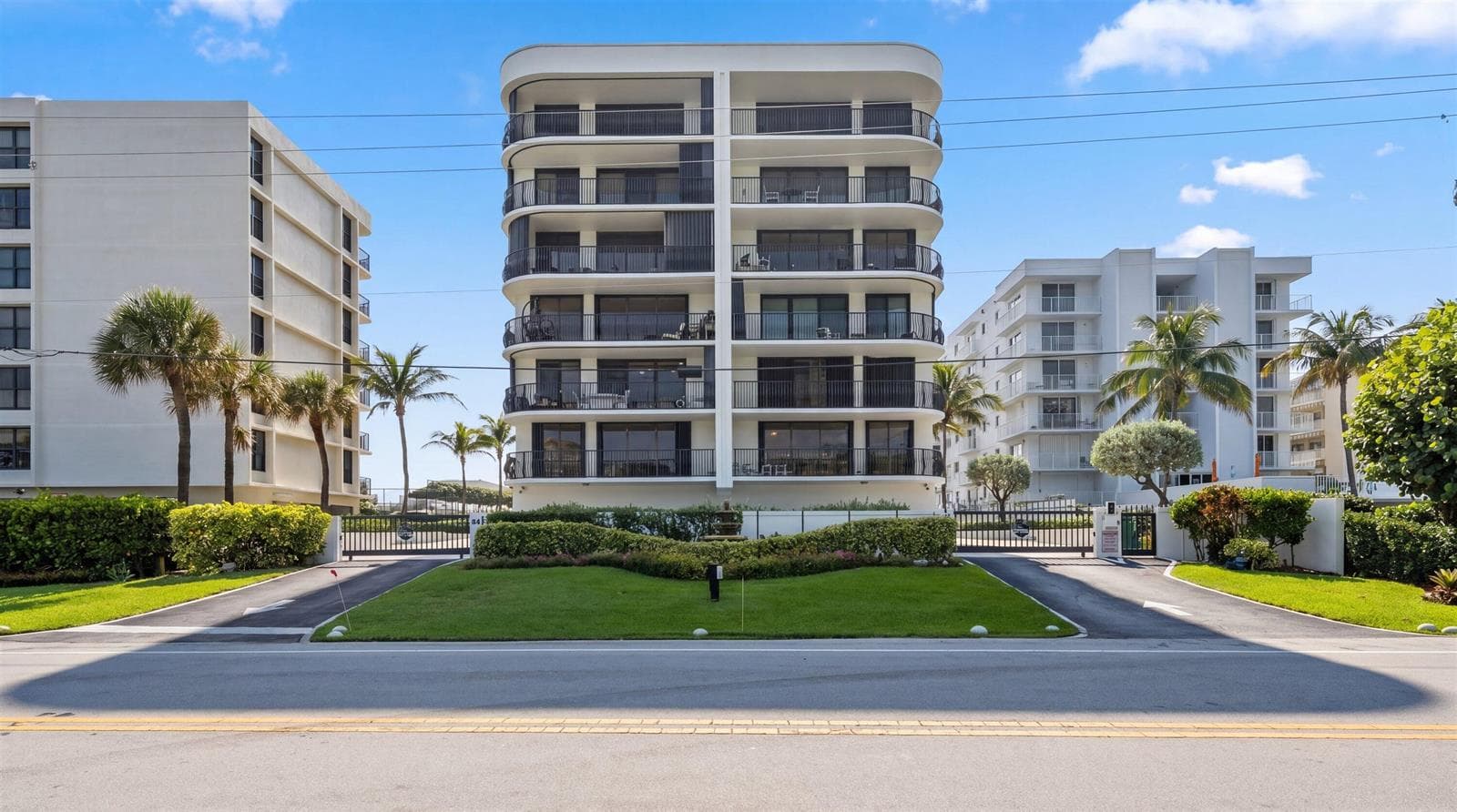4000 S Ocean Boulevard # 104, South Palm Beach FL 33480 - South Palm Beach, FL - Photo 1