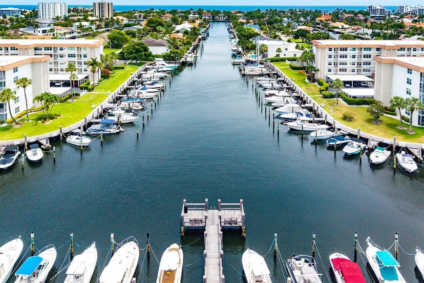 921 Gardenia Drive # 370, Delray Beach FL 33483