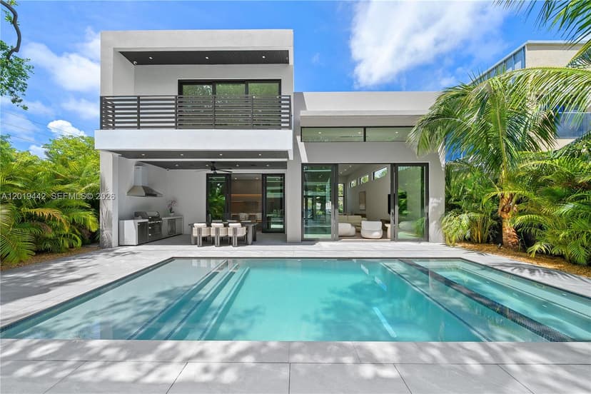 280 NW 47th St, Miami FL 33127
