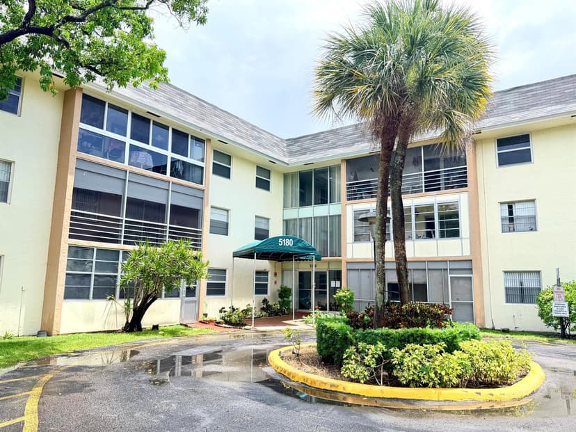 5180 E Sabal Palm Boulevard # 228, Tamarac FL 33319