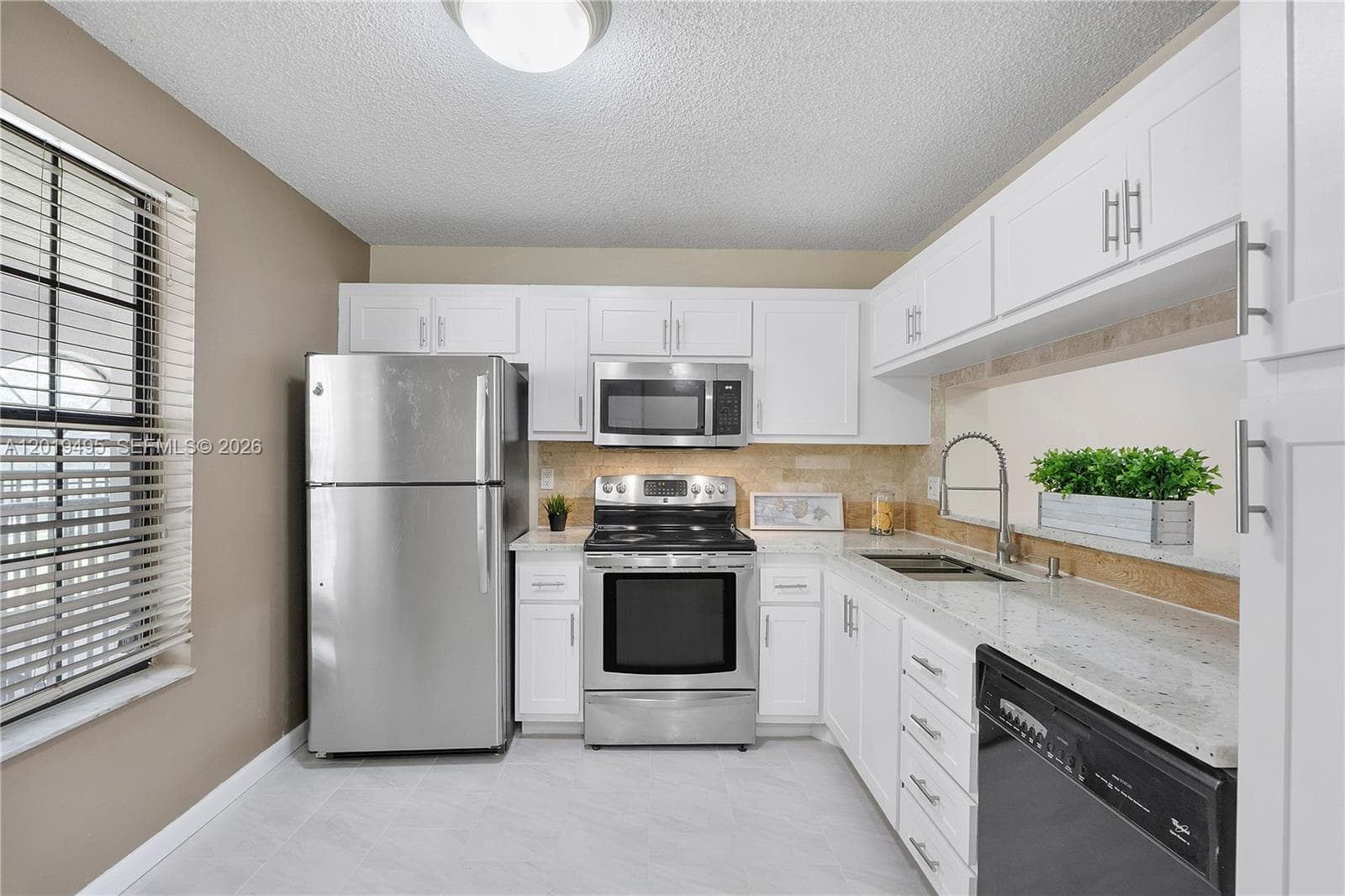 2382 NW 89th Dr # 2382, Coral Springs FL 33065