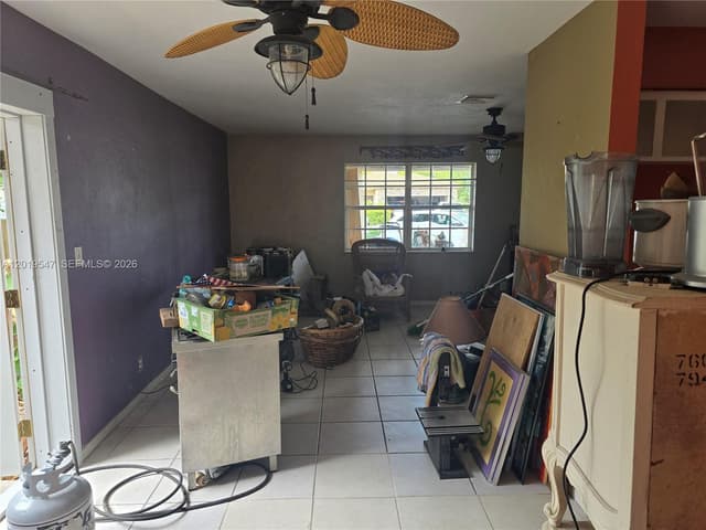 242 NW 7th Ave, Dania Beach FL 33004 - Dania Beach, FL - Photo 7
