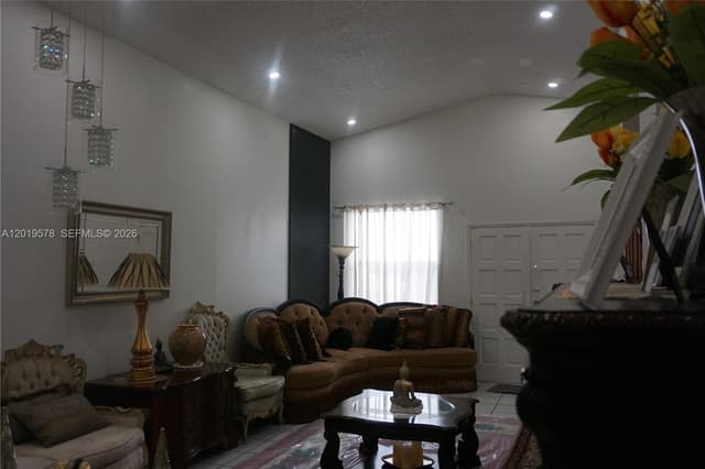 14239 SW 10th St, Miami FL 33184 - Miami, FL - Photo 6