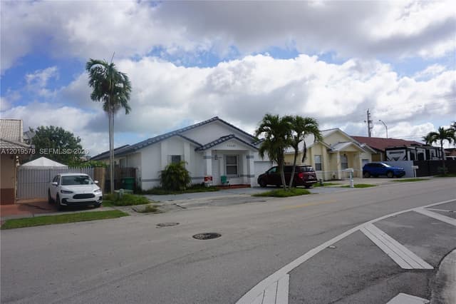 14239 SW 10th St, Miami FL 33184 - Miami, FL - Photo 3