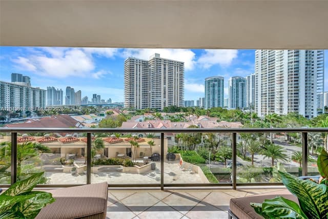 19667 Turnberry Way # 6C, Aventura FL 33180 - Aventura, FL - Photo 6