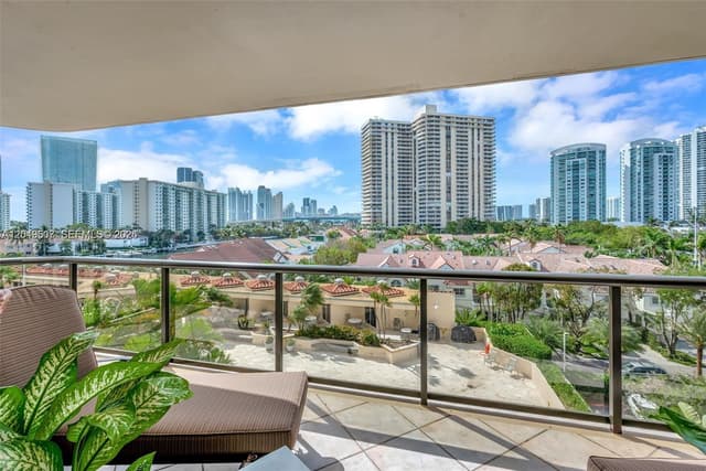 19667 Turnberry Way # 6C, Aventura FL 33180 - Aventura, FL - Photo 5