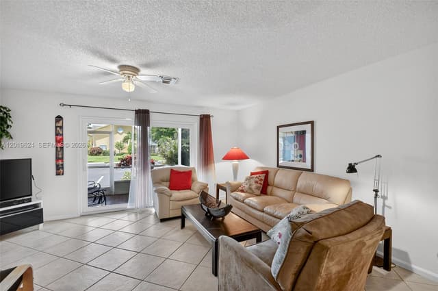 341 Waterside Dr # 341, Hypoluxo FL 33462 - Hypoluxo, FL - Photo 7