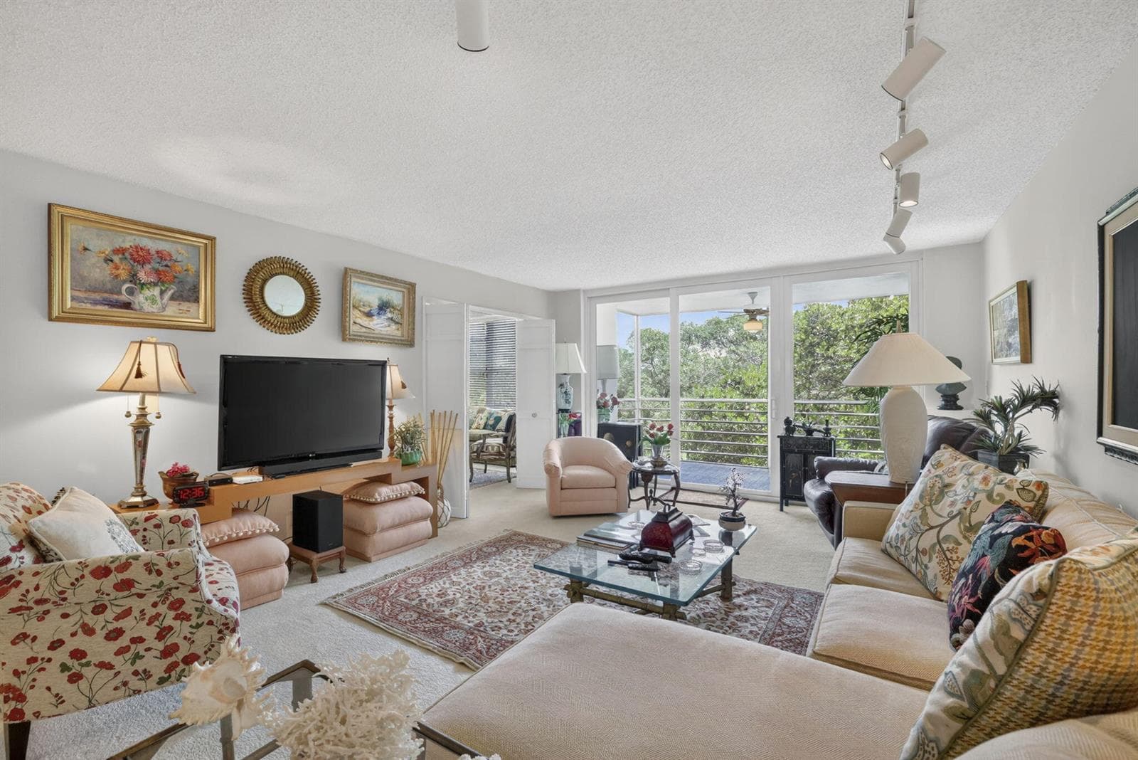 3900 Oaks Clubhouse Drive # 410, Pompano Beach FL 33069 - Pompano Beach, FL - Photo 1