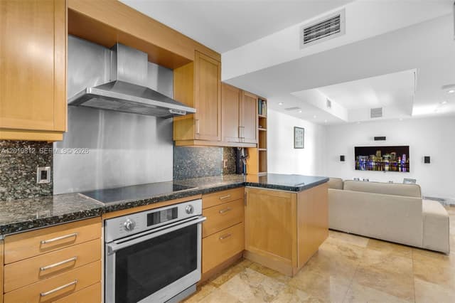 209 E Enid Dr # 36, Key Biscayne FL 33149 - Key Biscayne, FL - Photo 3