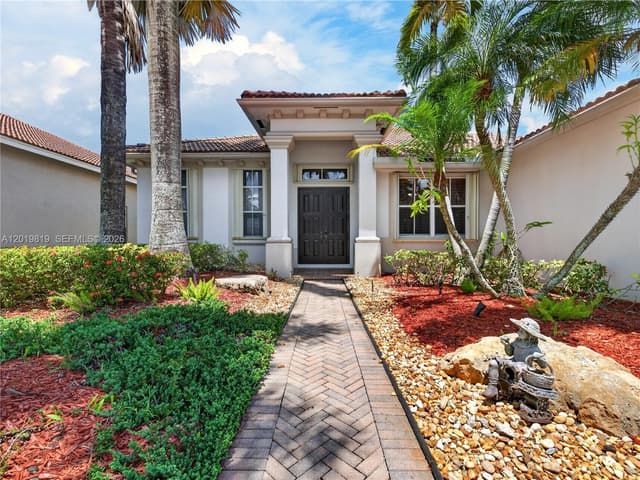 2288 Quail Roost Dr, Weston FL 33327 - Weston, FL - Photo 6