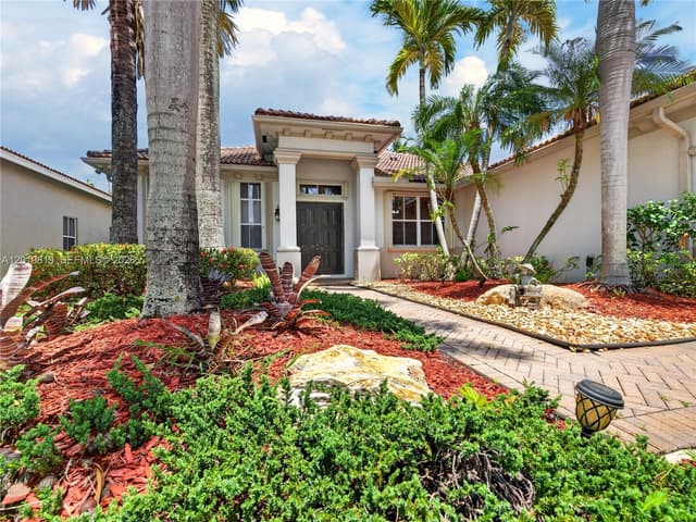 2288 Quail Roost Dr, Weston FL 33327 - Weston, FL - Photo 7
