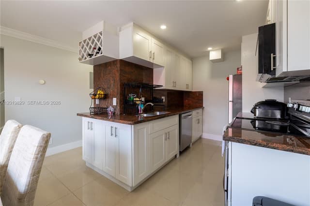 2130 Sherwood Forest Blvd # 13, West Palm Beach FL 33415 - West Palm Beach, FL - Photo 6
