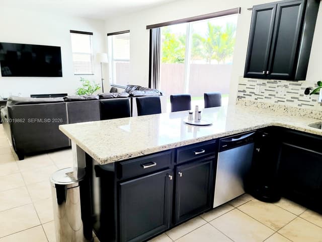 4108 NE 20th St, Homestead FL 33033 - Homestead, FL - Photo 6