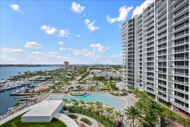 220 Lake Shore Drive # 1207, Lake Park FL 33403 - Lake Park, FL - Photo 2