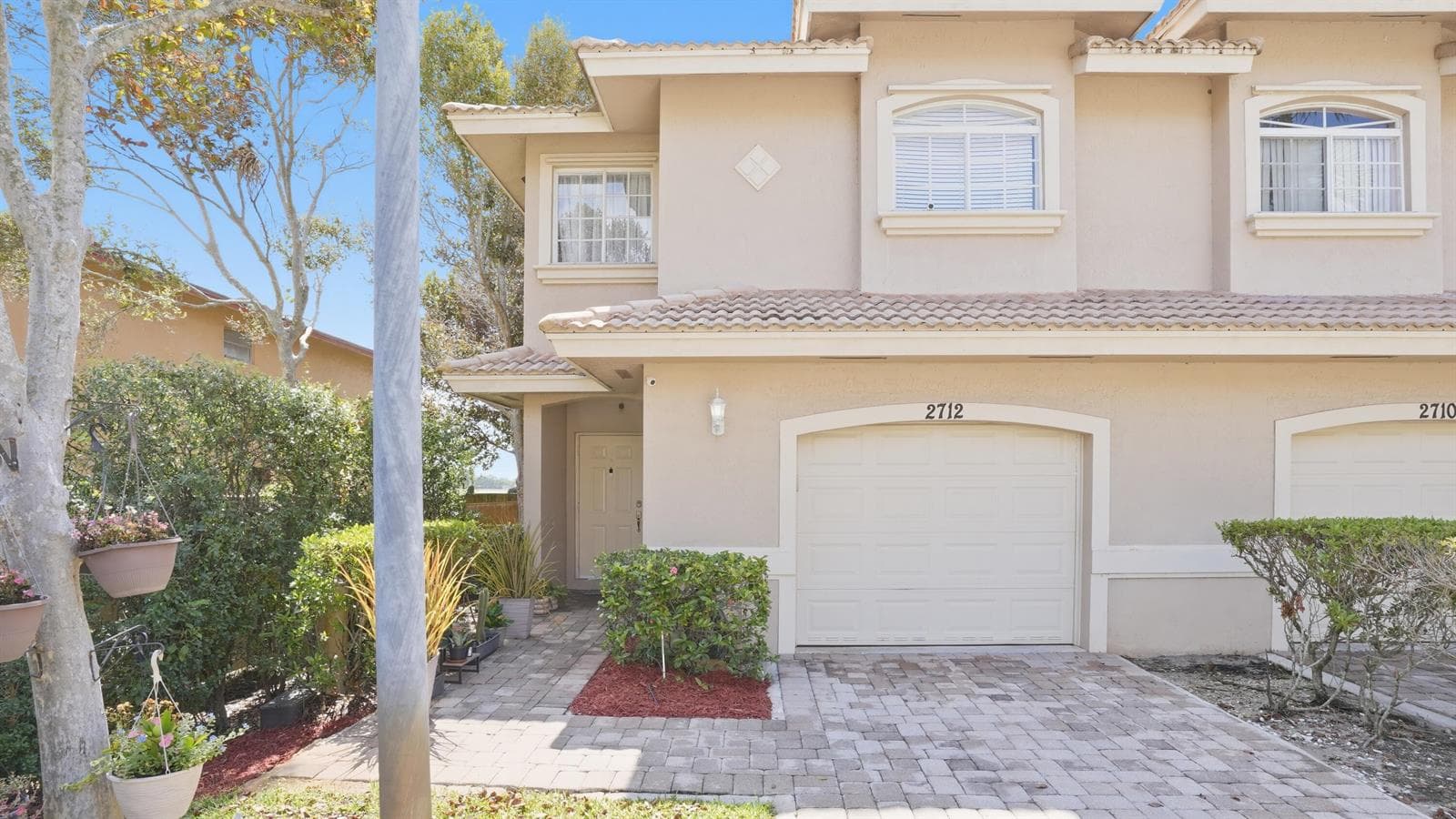2712 NW 80th Avenue, Sunrise FL 33322 - Sunrise, FL - Photo 1