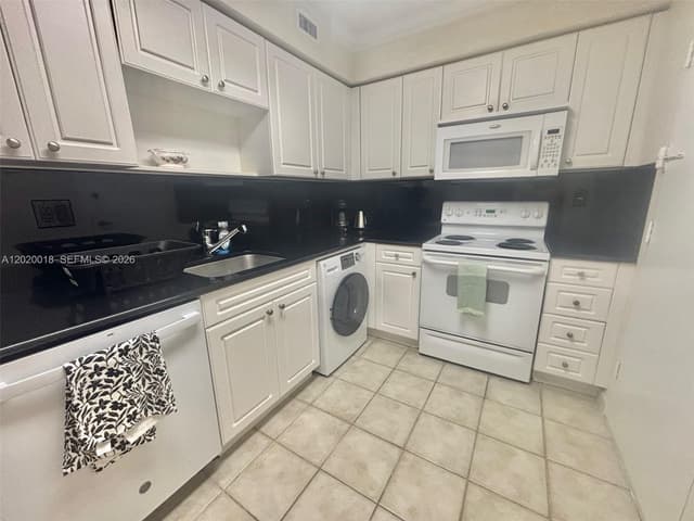 2501 S Ocean Dr # 433, Hollywood FL 33019 - Hollywood, FL - Photo 7
