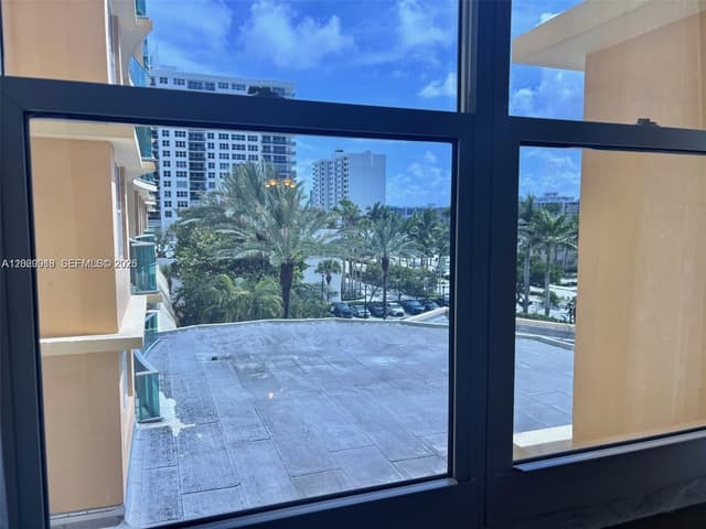 2501 S Ocean Dr # 433, Hollywood FL 33019 - Hollywood, FL - Photo 4