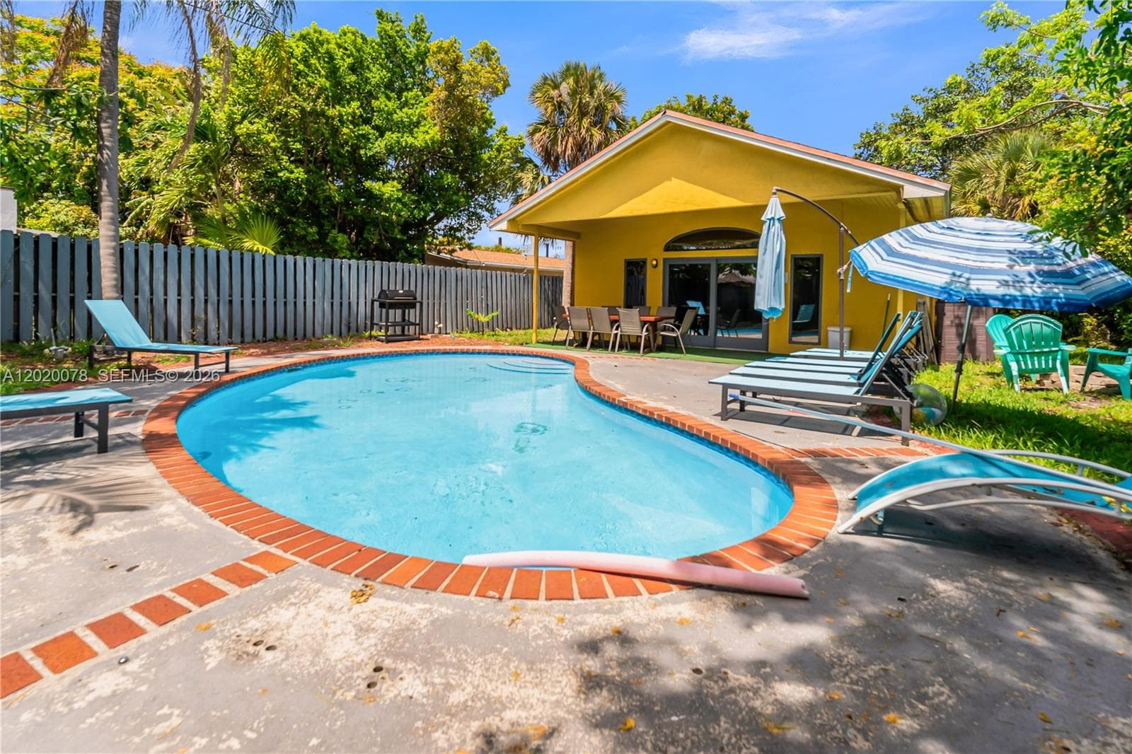 1738 N 16th Ct, Hollywood FL 33020 - Hollywood, FL - Photo 1