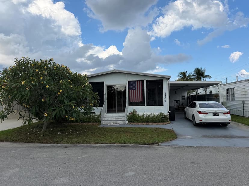 5300 SW 23rd Avenue, Dania Beach FL 33312