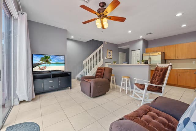 934 NE 42nd Terrace, Homestead FL 33033 - Homestead, FL - Photo 7