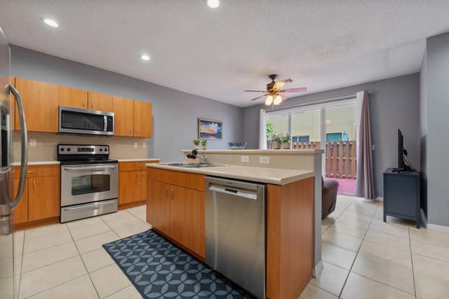 934 NE 42nd Terrace, Homestead FL 33033 - Homestead, FL - Photo 3
