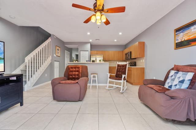 934 NE 42nd Terrace, Homestead FL 33033 - Homestead, FL - Photo 5