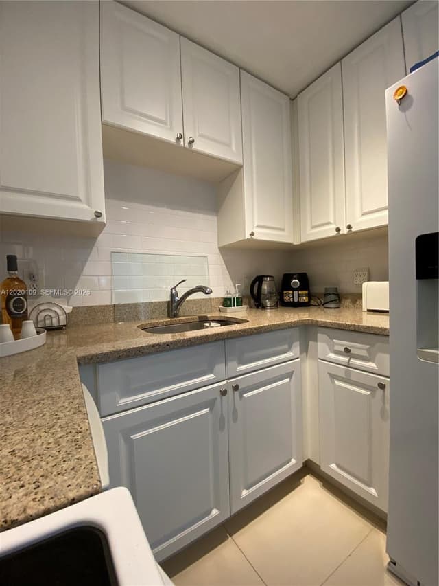 5050 NW 7th St # 312, Miami FL 33126 - Miami, FL - Photo 2